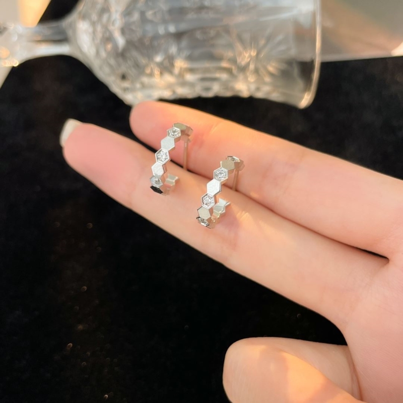 CHAUMET